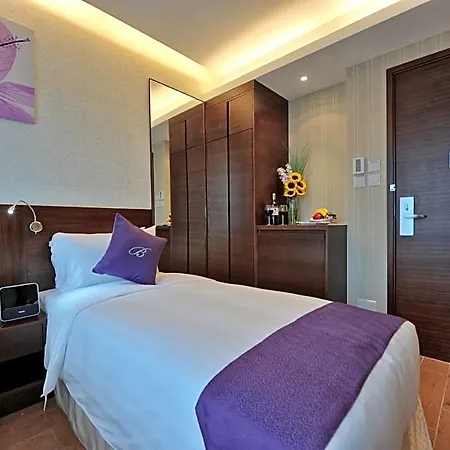 The Bauhinia Hotel - Tsim Sha Tsui-3